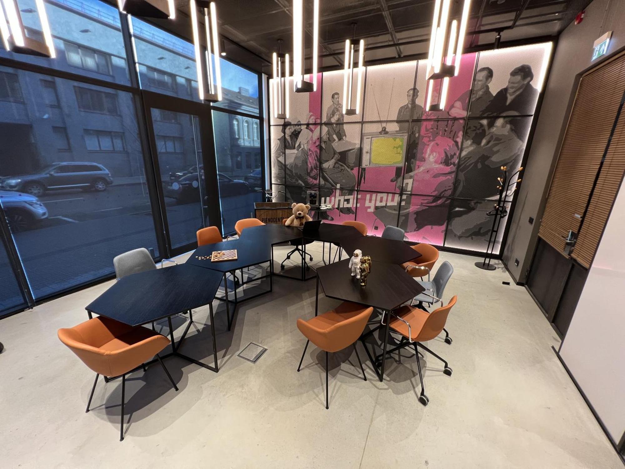 考纳斯Moxy酒店 外观 照片