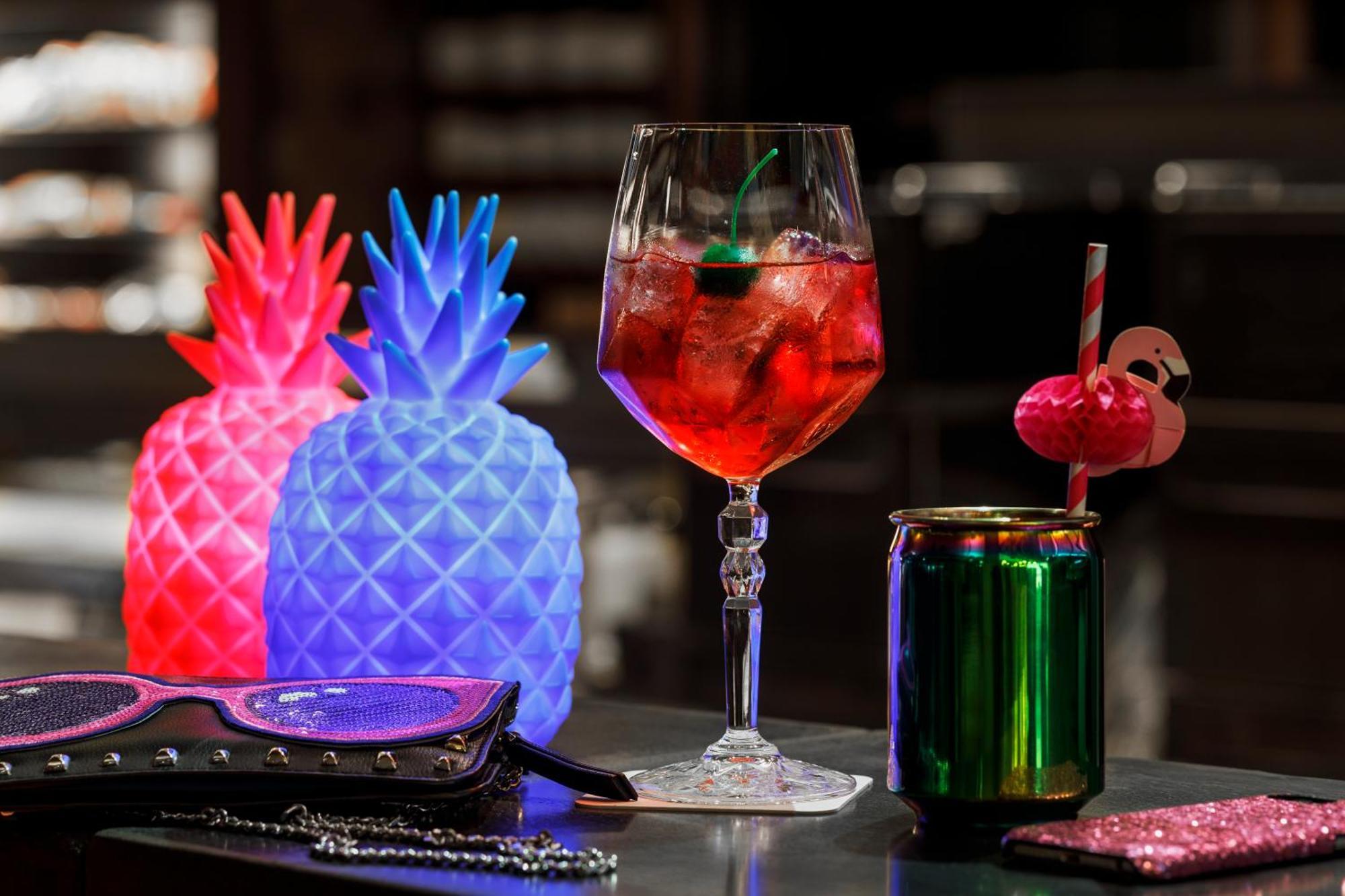考纳斯Moxy酒店 外观 照片